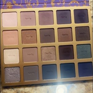Tart eyeshadow palette